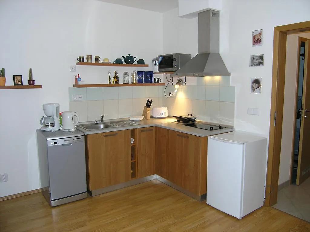 Osadni 30 Apartment Prague